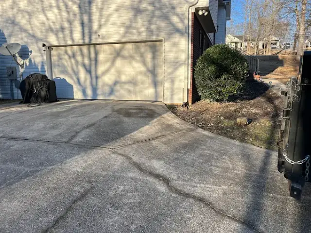 Mash Hauling and Junk Removal hauling photo 1